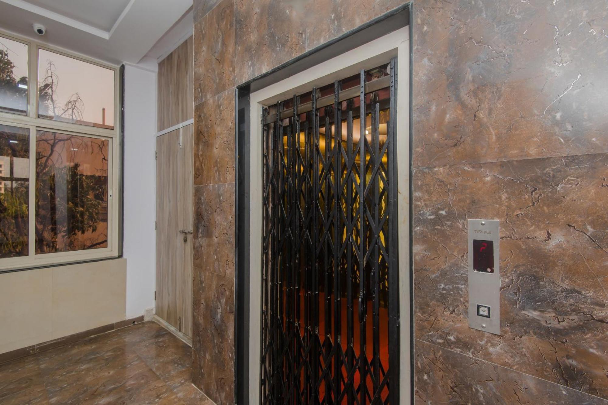 Super Hotel O Divine Residency Near Phoenix Marketcity Mumbai Exterior photo